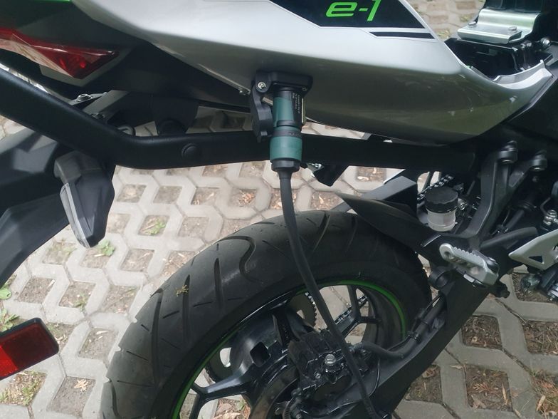 Kawasaki Z e-1
